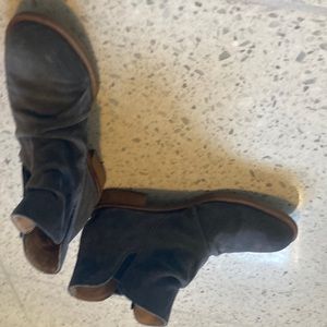 Wonens Sofft suede boots